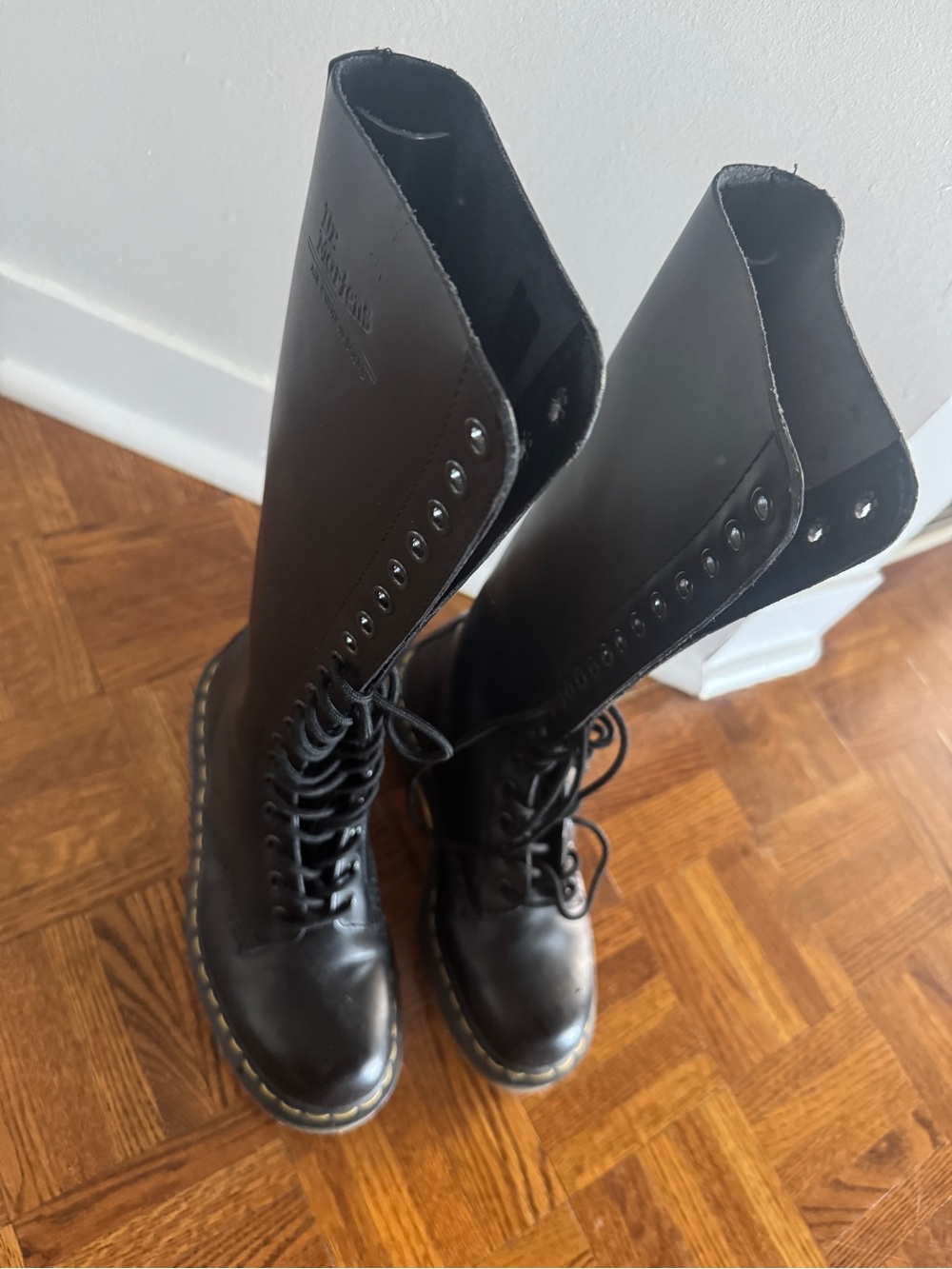 Dr. Martens Women's Black Lace-Up Boots, tall boots for women - Picture 4 of 11